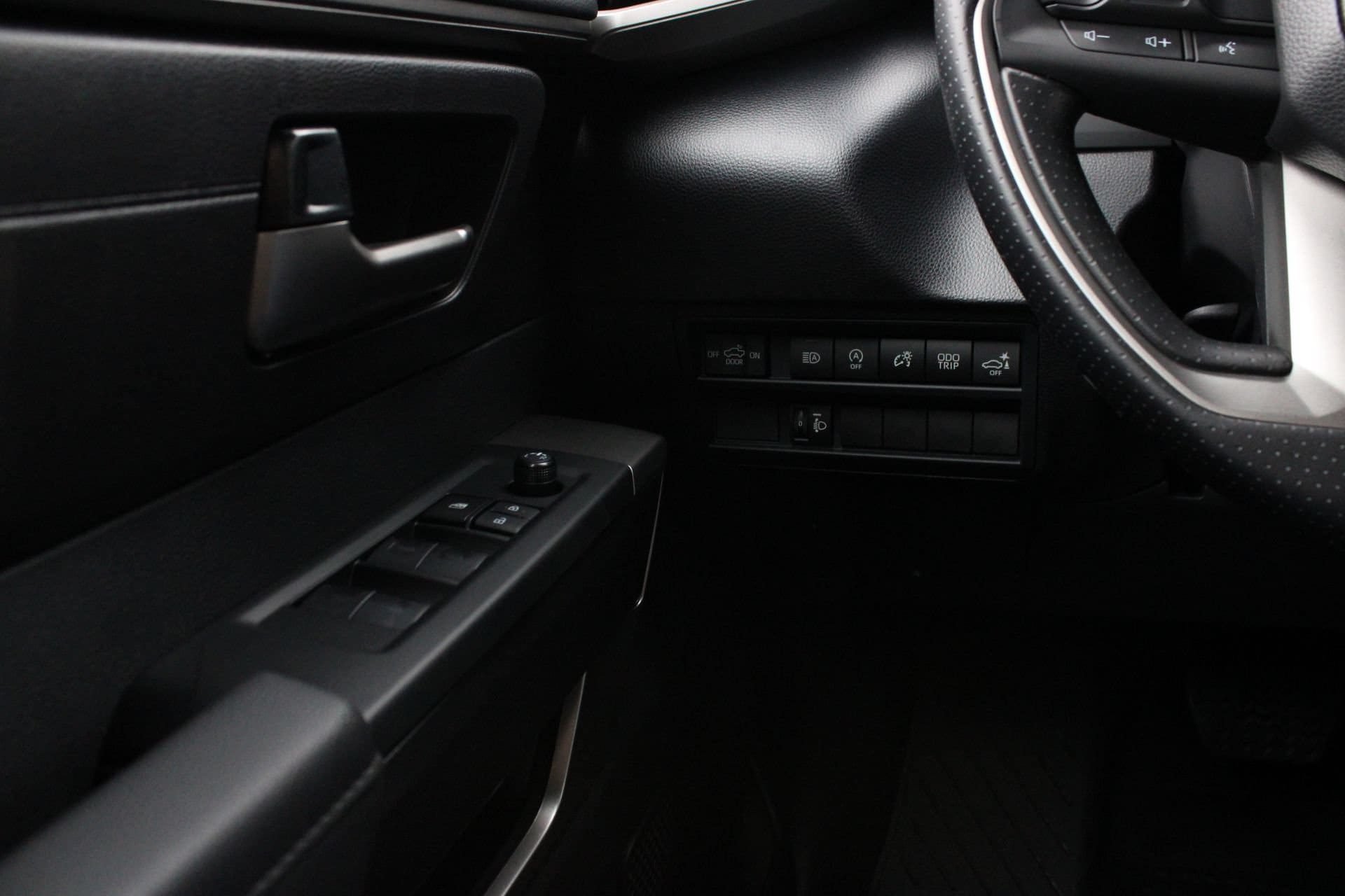 2026 Toyota Tundra SR5 - Photo 25