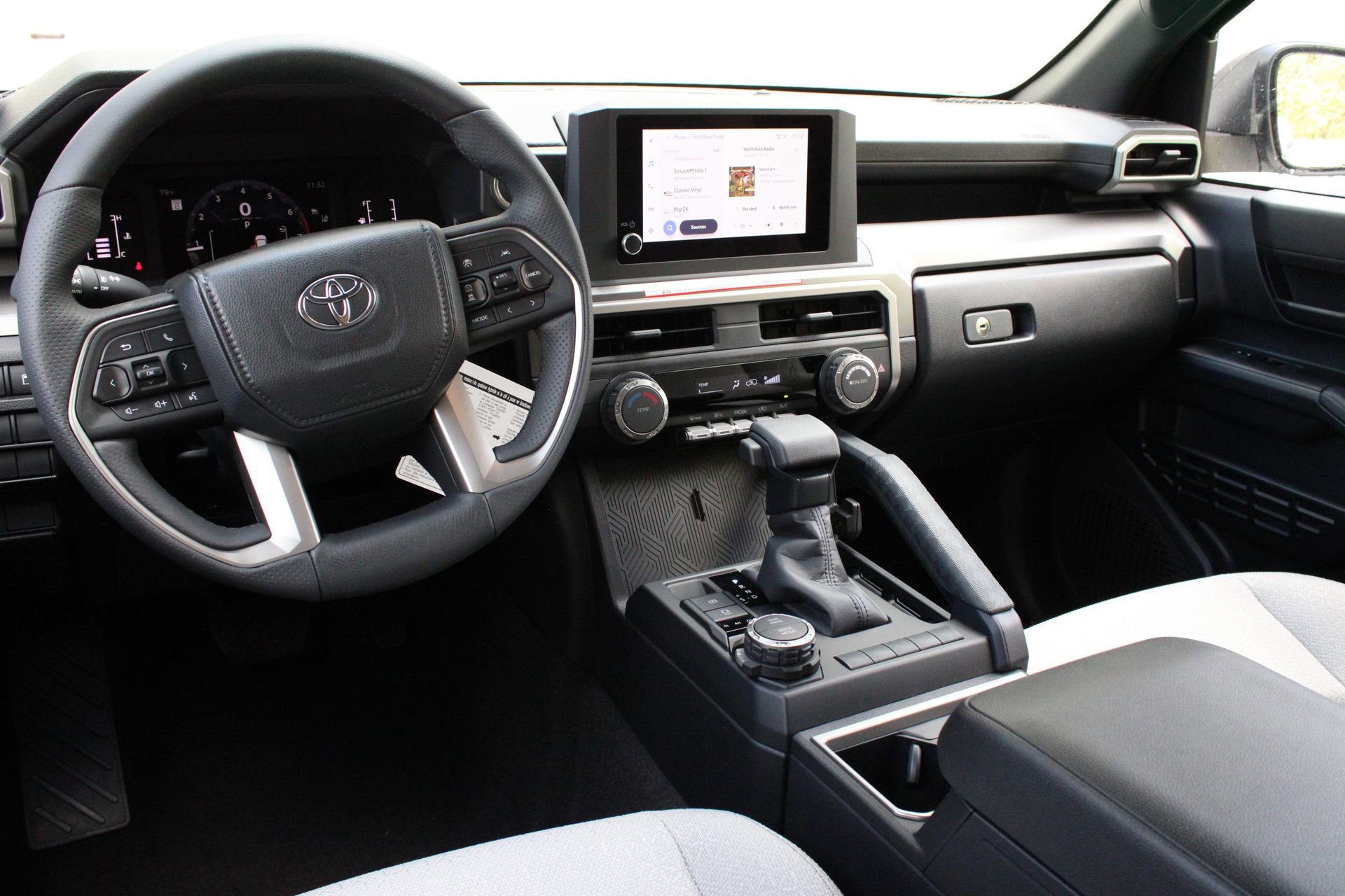 2026 Toyota 4Runner SR5 - Photo 19