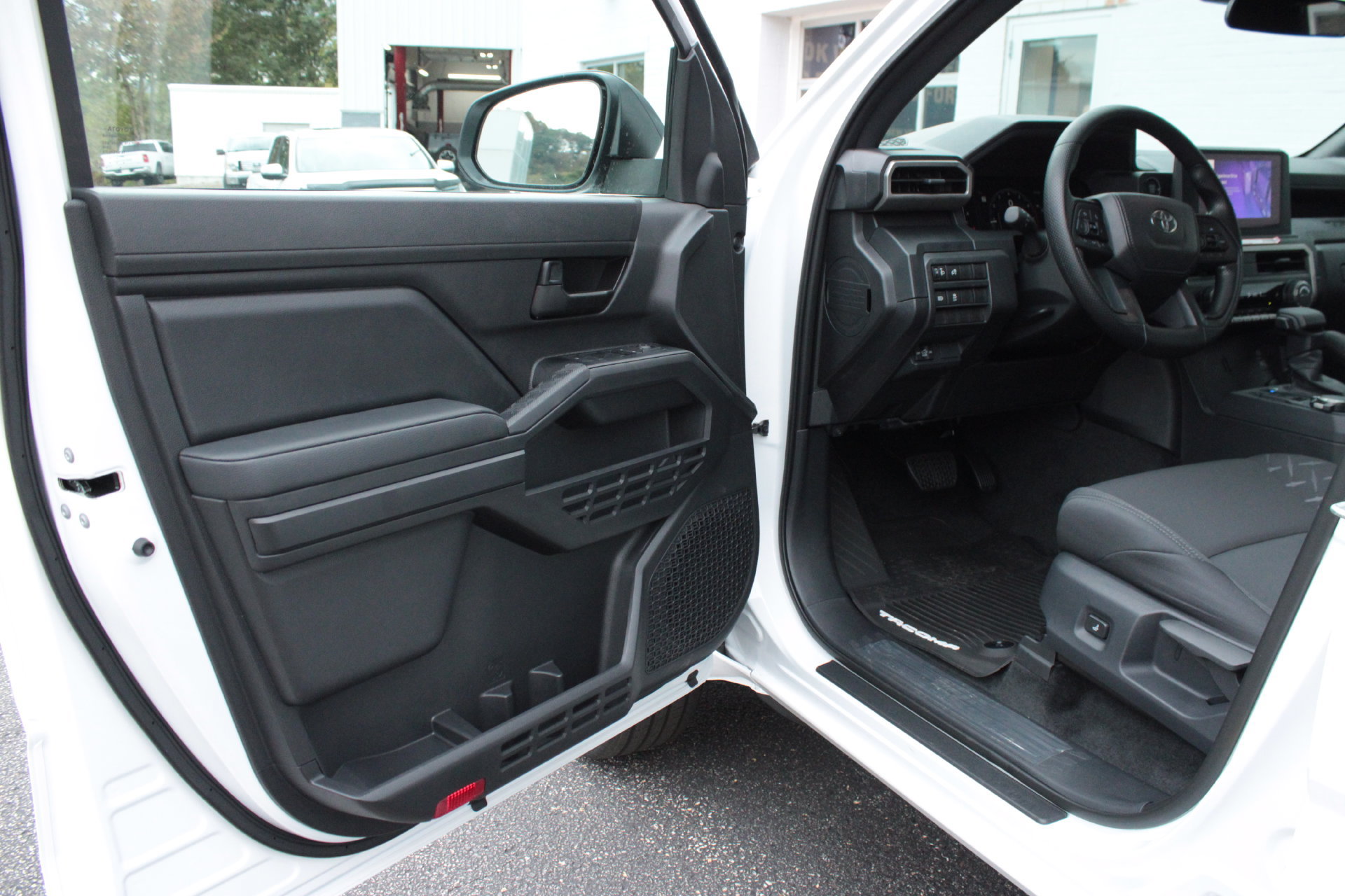 2026 Toyota Tacoma SR - Photo 13