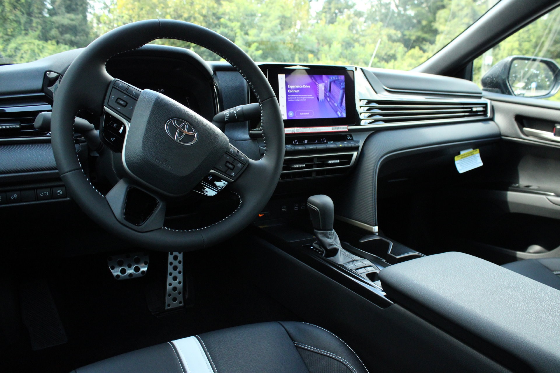 2026 Toyota Camry SE - Photo 23