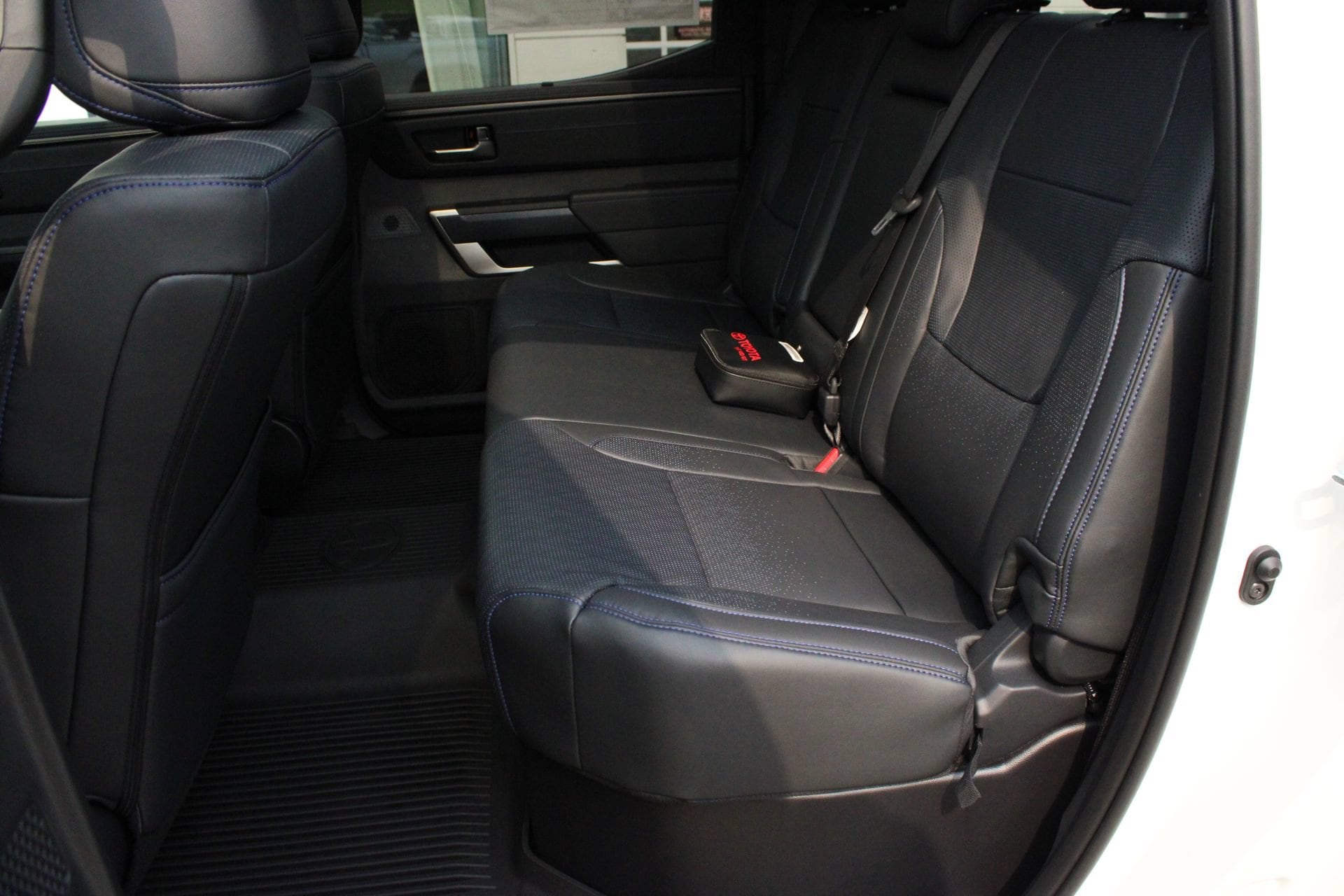 2026 Toyota Tundra Platinum - Photo 23