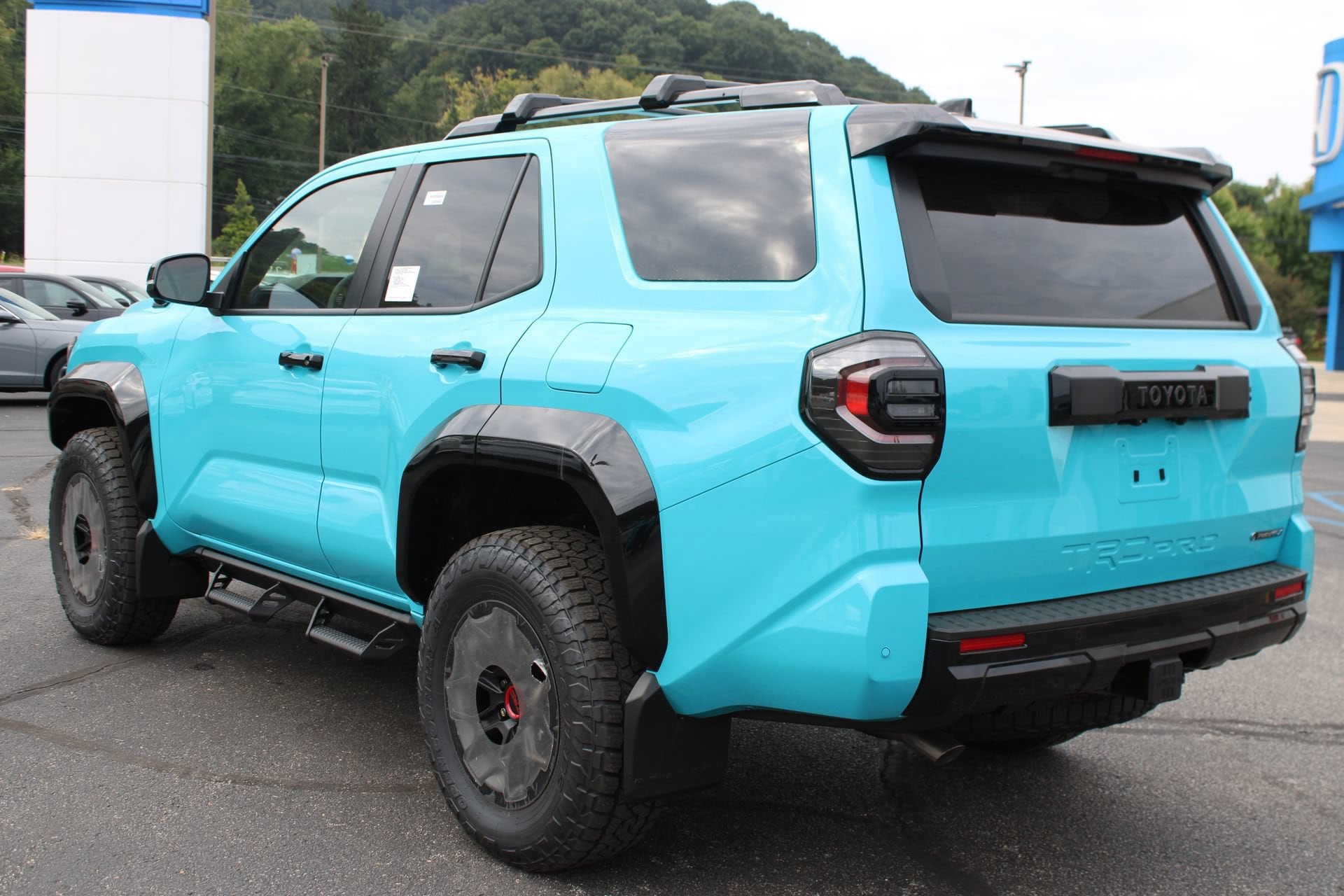 2026 Toyota 4Runner TRD Pro - Photo 9