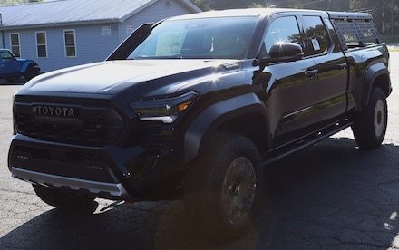 2025 Toyota Tacoma i-FORCE MAX Trailhunter Truck Double Cab