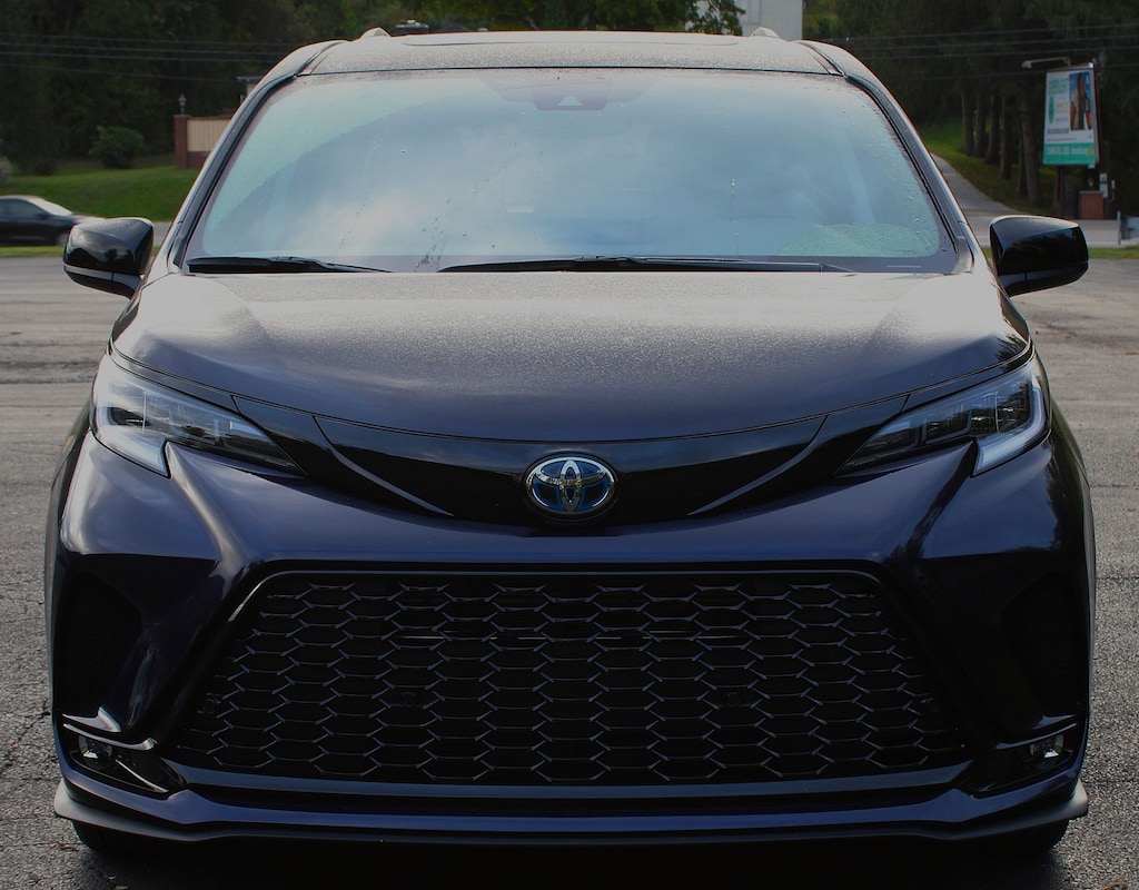 New 2025 Toyota Sienna XSE Van Passenger Van