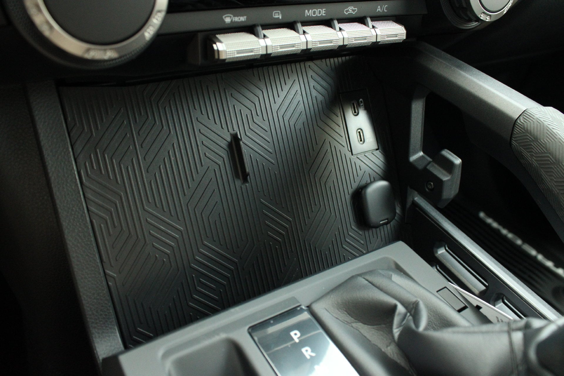 2026 Toyota Tacoma SR5 - Photo 41