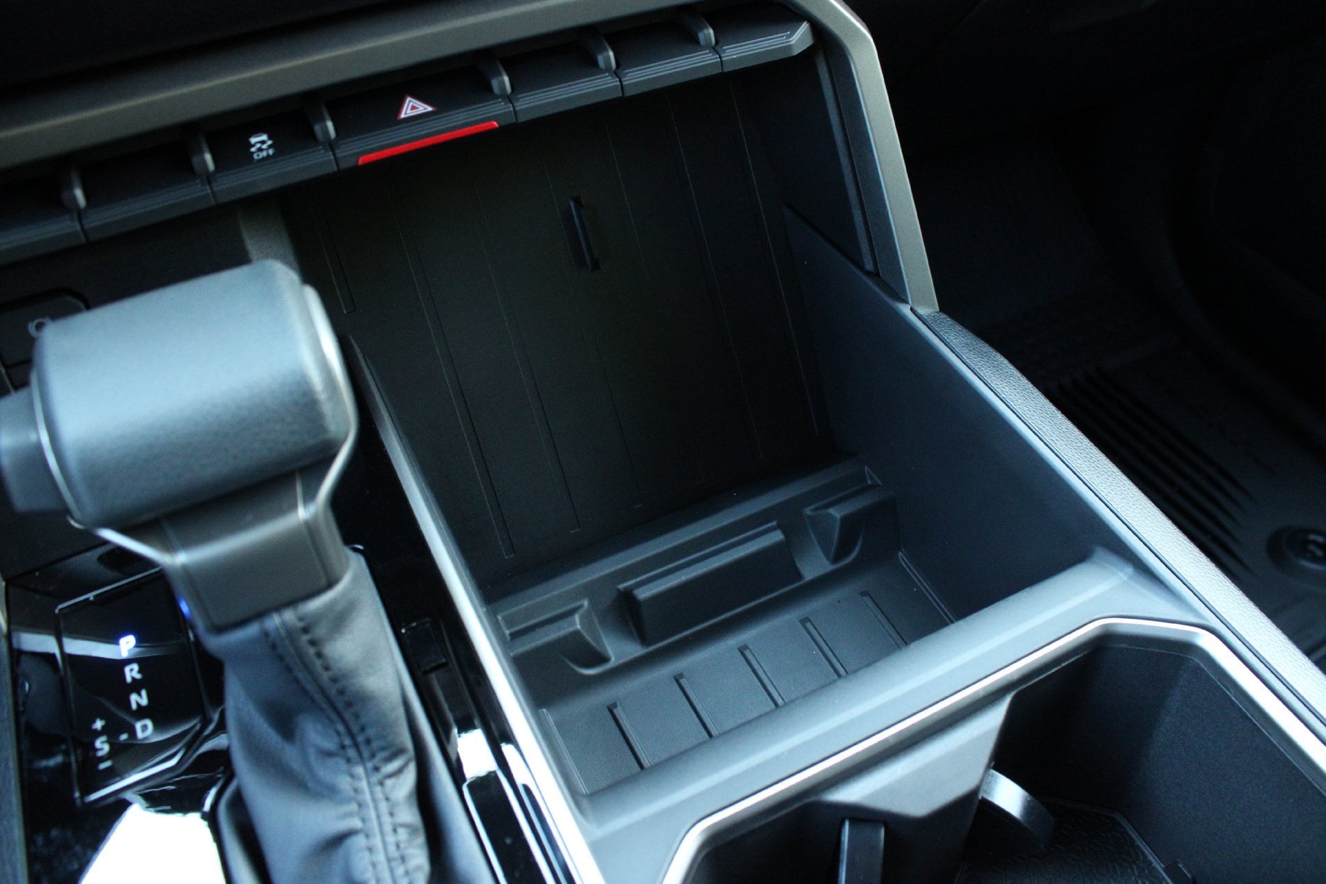 2026 Toyota Tundra SR5 - Photo 38
