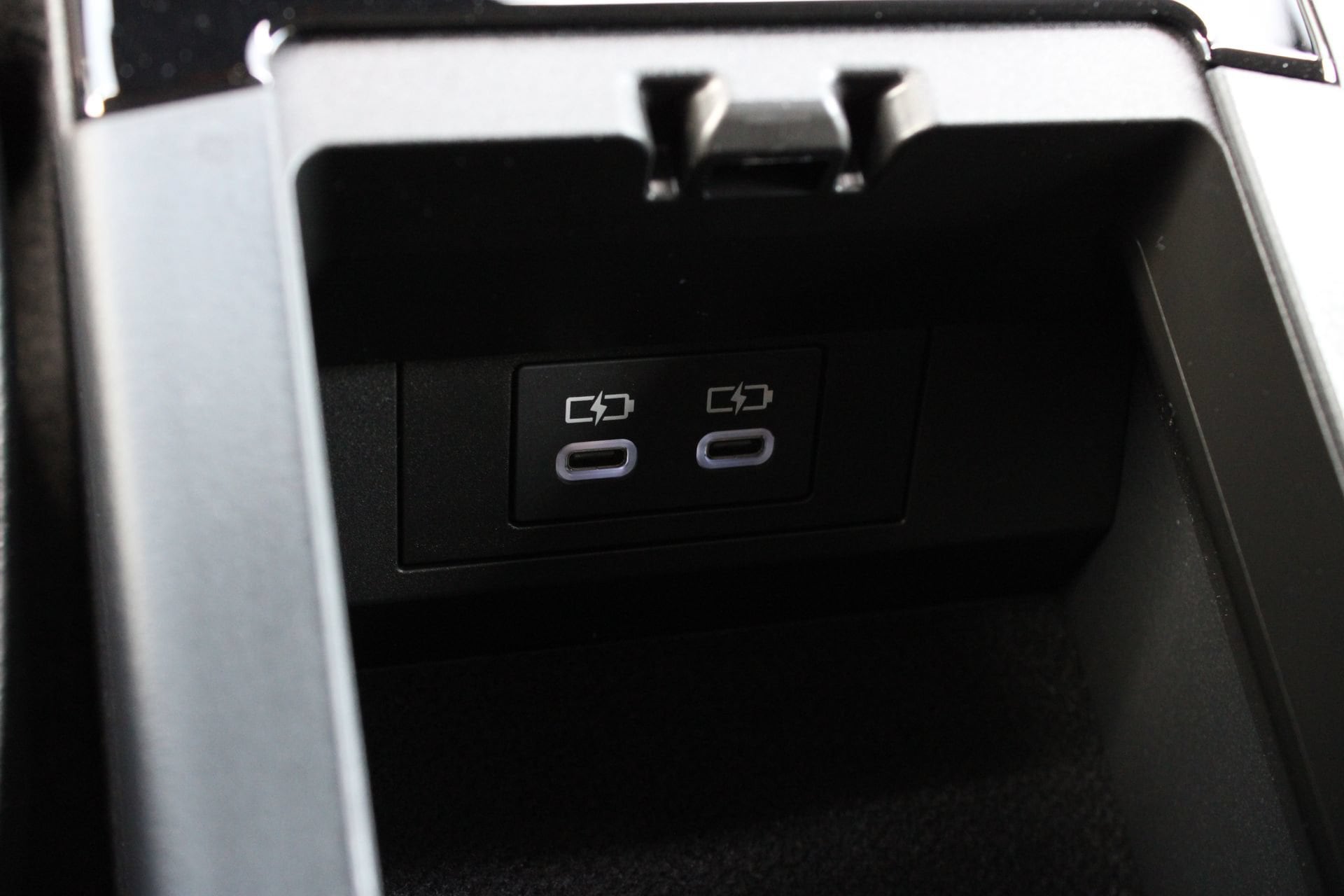 2026 Toyota Prius Plug-in Hybrid XSE Premium - Photo 48