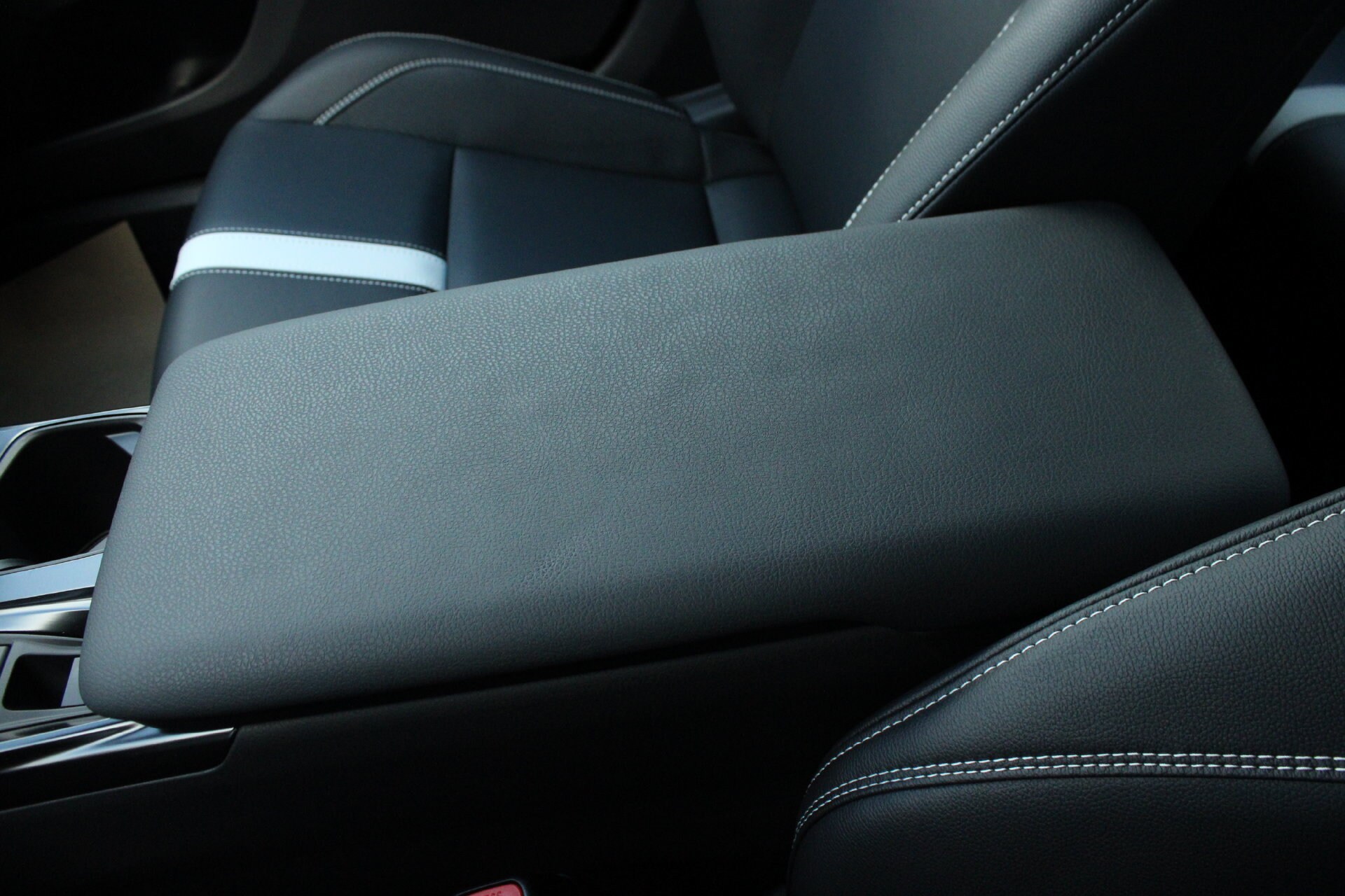 2026 Toyota Camry SE - Photo 39