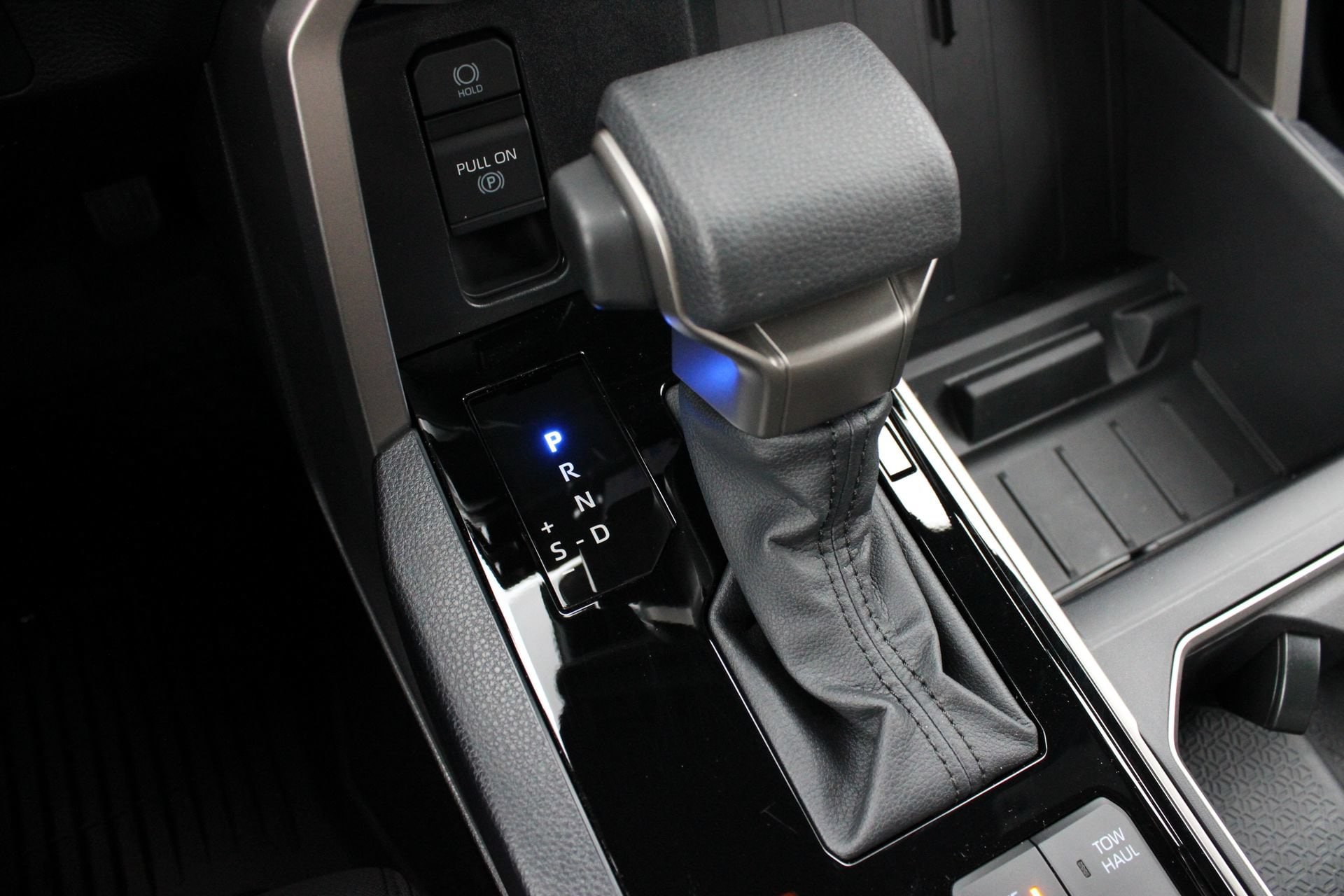 2026 Toyota Tundra SR5 - Photo 43