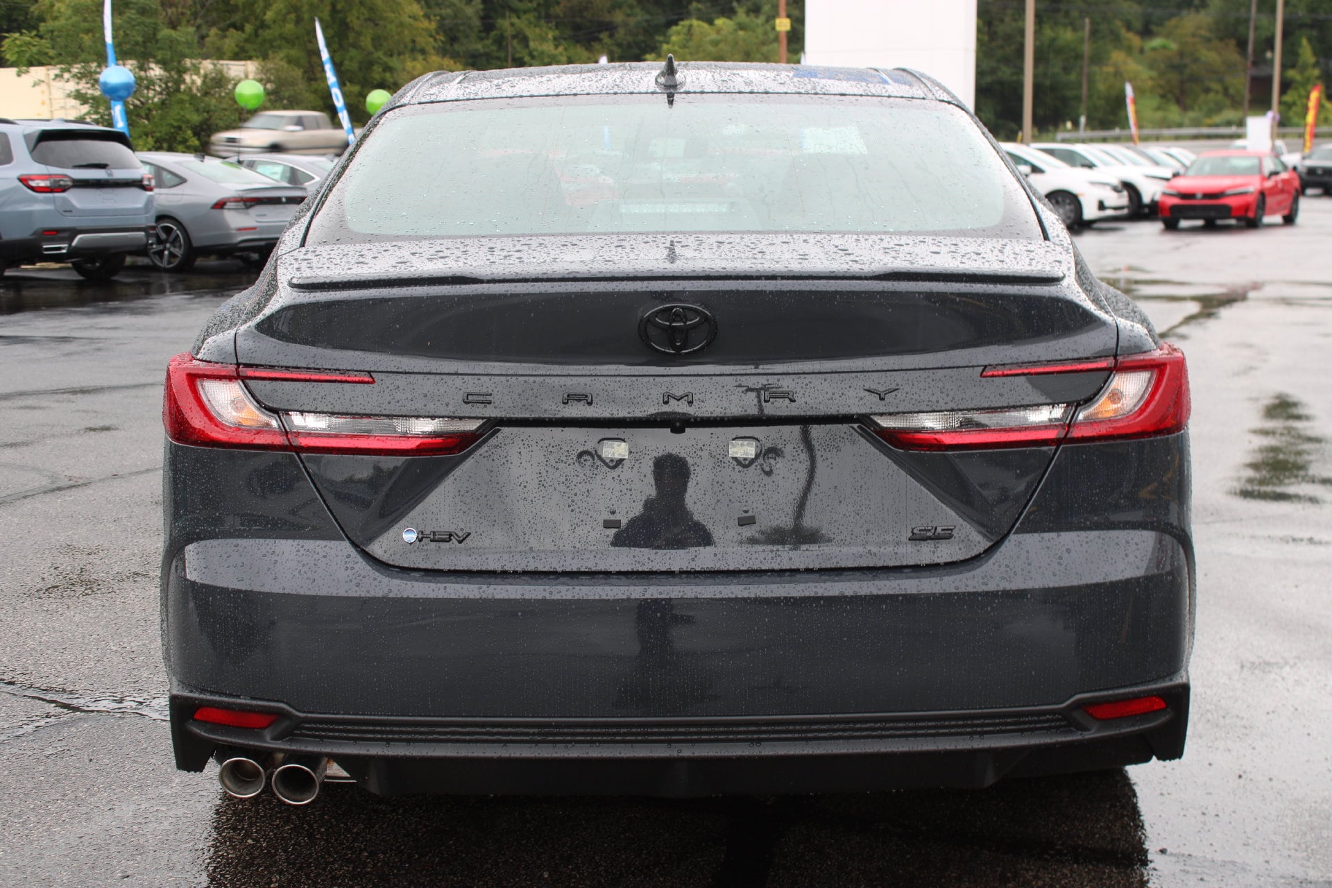2026 Toyota Camry SE - Photo 7
