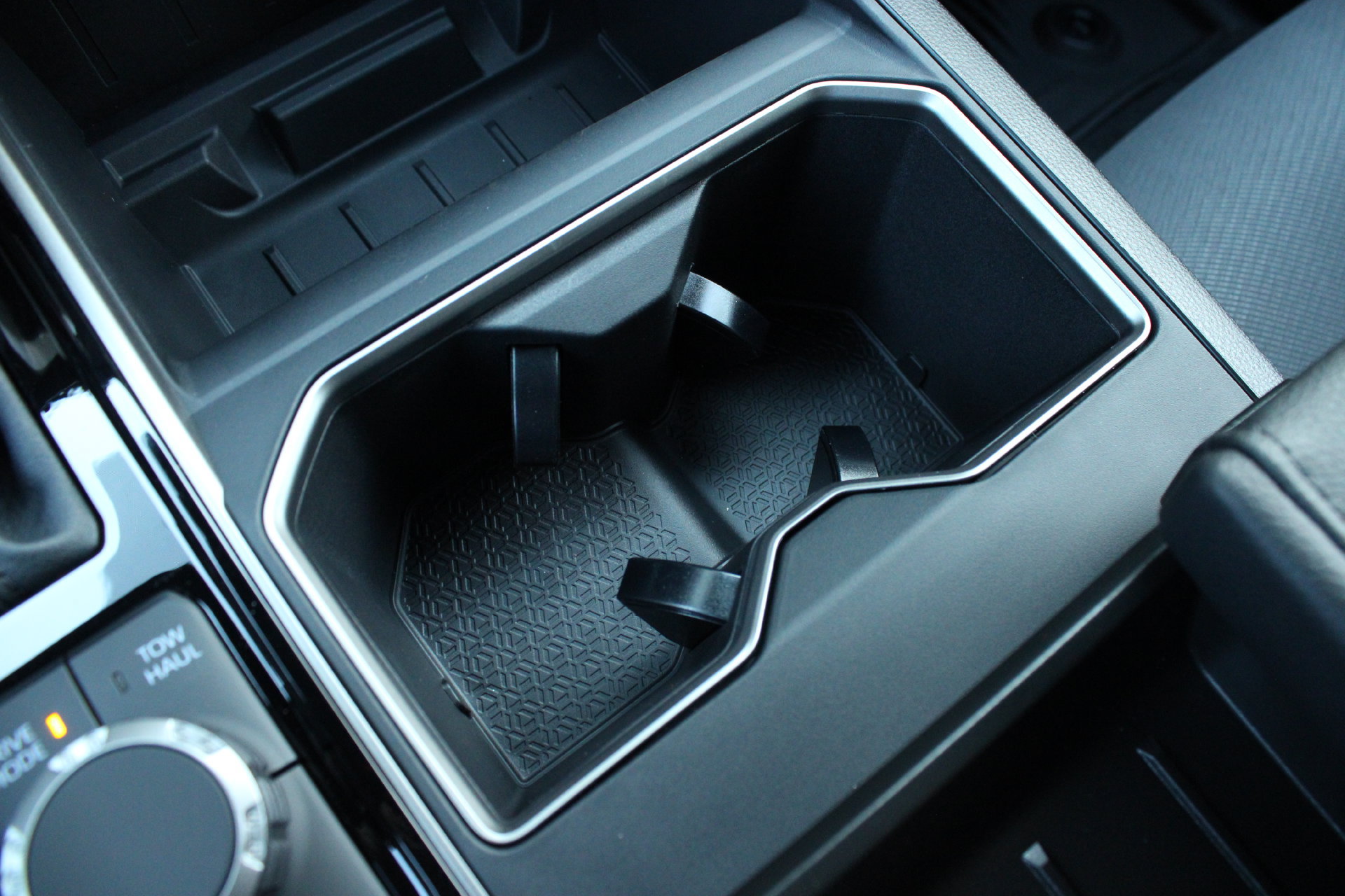 2026 Toyota Tundra SR5 - Photo 39