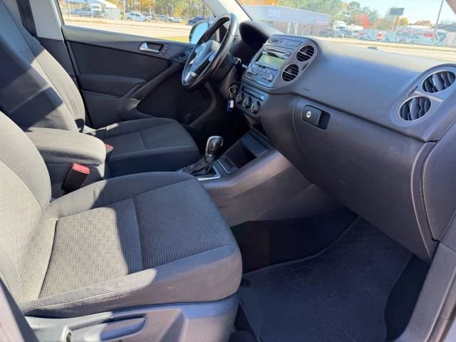 2014 Volkswagen Tiguan S - Photo 22