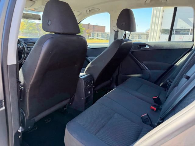 2014 Volkswagen Tiguan S - Photo 23