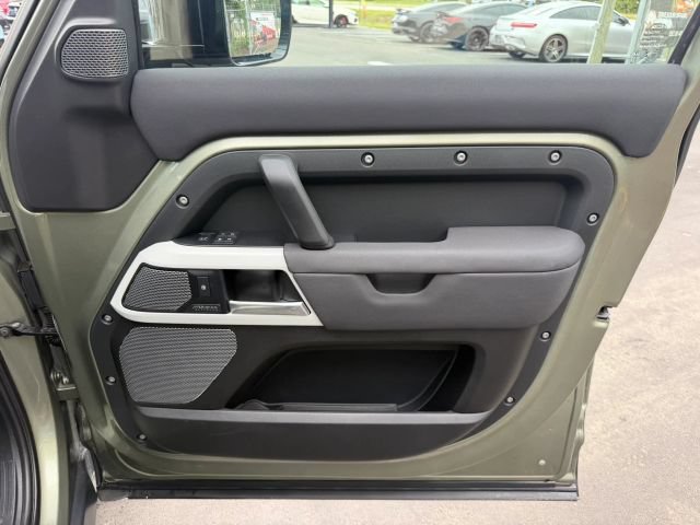 2022 Land Rover Defender SE - Photo 38