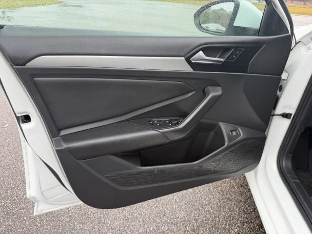 2019 Volkswagen Jetta SE - Photo 31