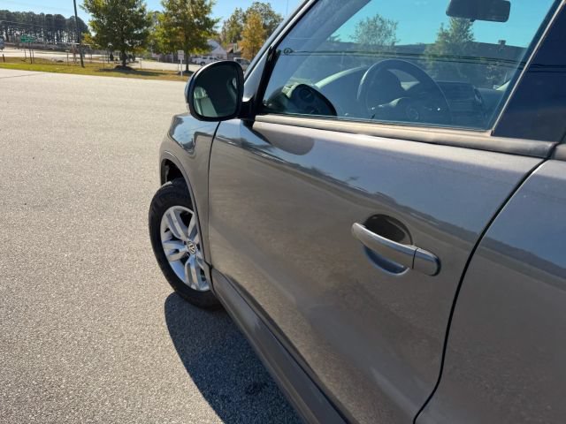 2014 Volkswagen Tiguan S - Photo 24