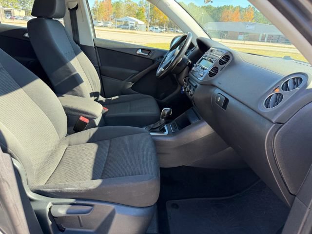 2014 Volkswagen Tiguan S - Photo 20