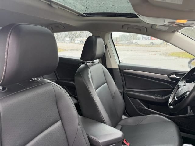 2019 Volkswagen Jetta SE - Photo 25