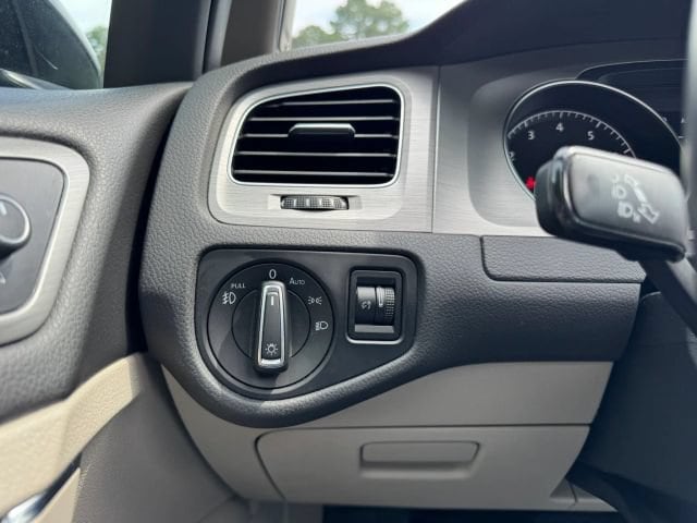 2016 Volkswagen Golf TSI SE - Photo 36