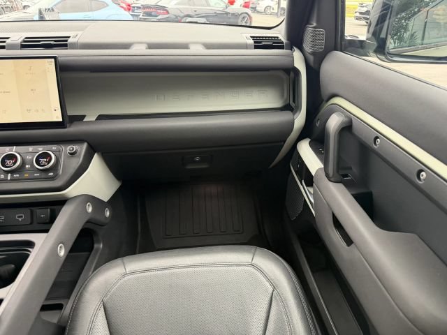 2022 Land Rover Defender SE - Photo 36