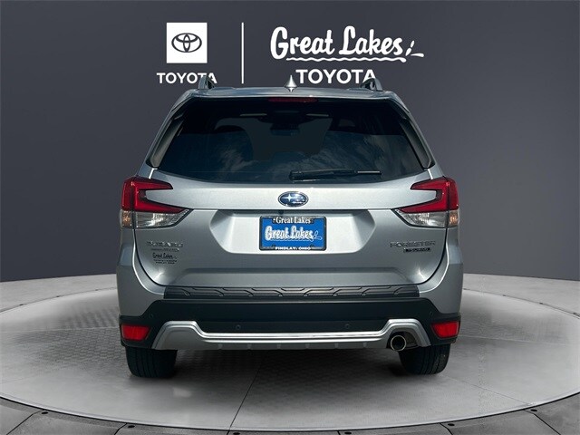 2023 Subaru Forester Touring photo 4