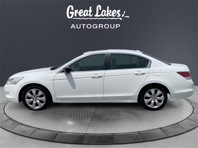 Used 2009 Honda Accord EX-L with VIN 1HGCP26869A117706 for sale in Findlay, OH