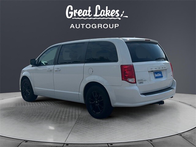 2020 Dodge Grand Caravan GT photo 3