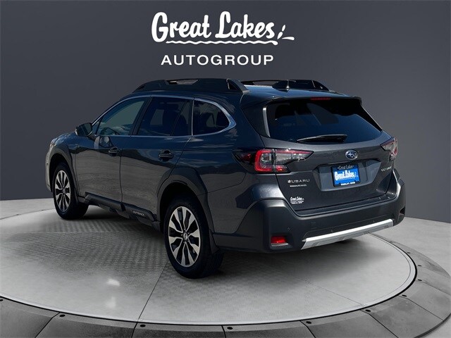 2023 Subaru Outback Limited photo 3