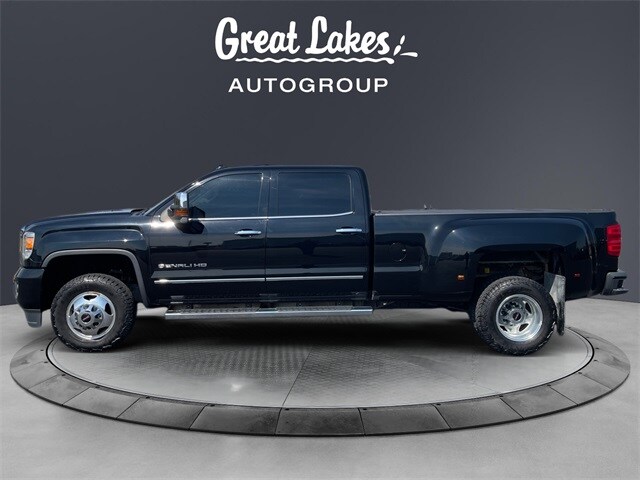 2016 Gmc Sierra Denali photo 2