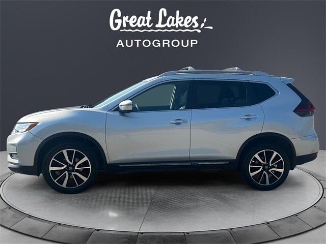 2020 Nissan Rogue SL photo 2
