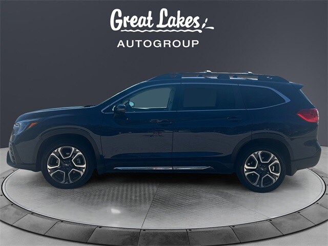 2023 Subaru Ascent Limited photo 2