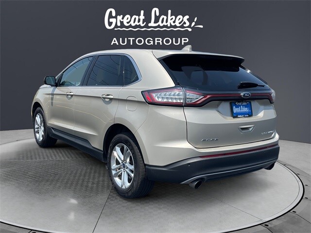 2018 Ford Edge Titanium photo 3