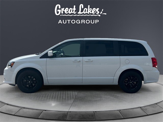 2020 Dodge Grand Caravan GT photo 2