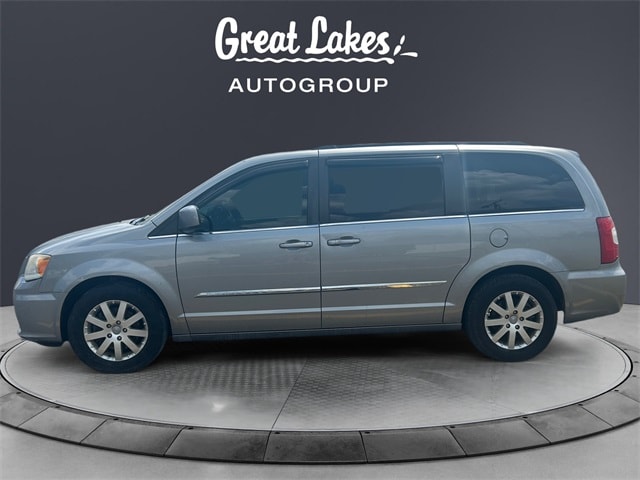 Used 2013 Chrysler Town & Country Touring with VIN 2C4RC1BG3DR711976 for sale in Findlay, OH