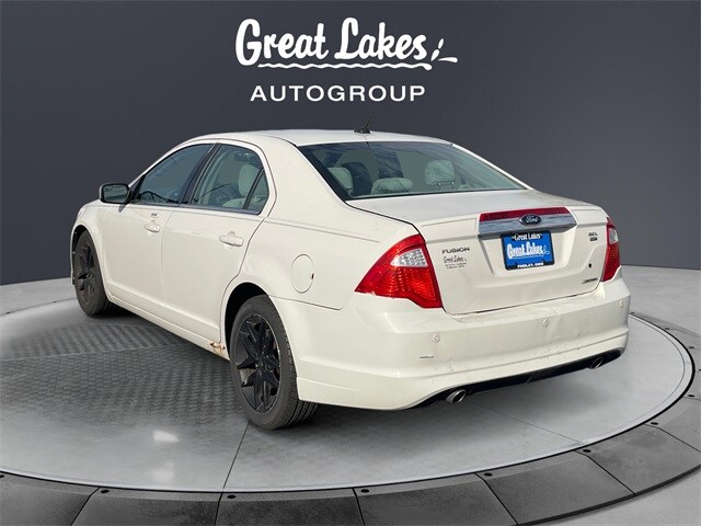 2012 Ford Fusion SEL photo 3