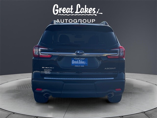 2025 Subaru Ascent Premium photo 3