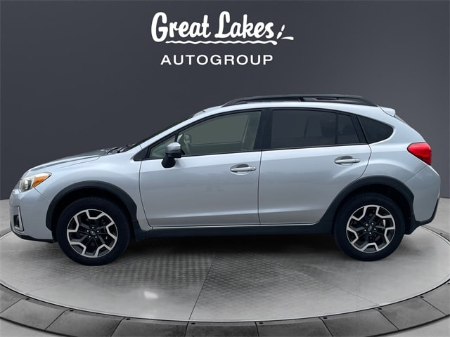 Used 2017 Subaru Crosstrek Limited with VIN JF2GPAKC9H8224020 for sale in Findlay, OH