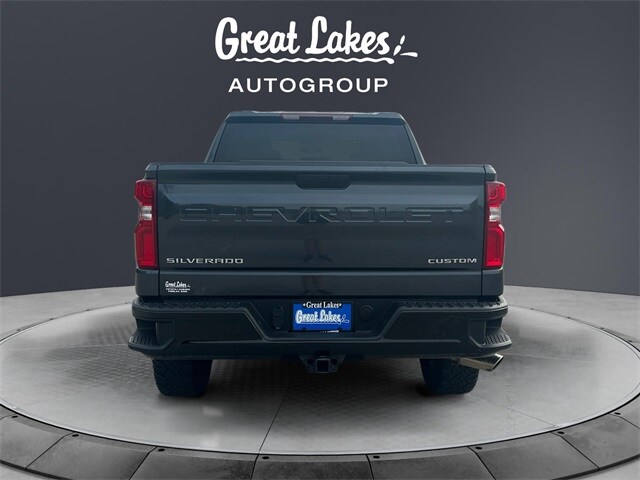 2021 Chevrolet Silverado 1500 Custom Trail Boss photo 3