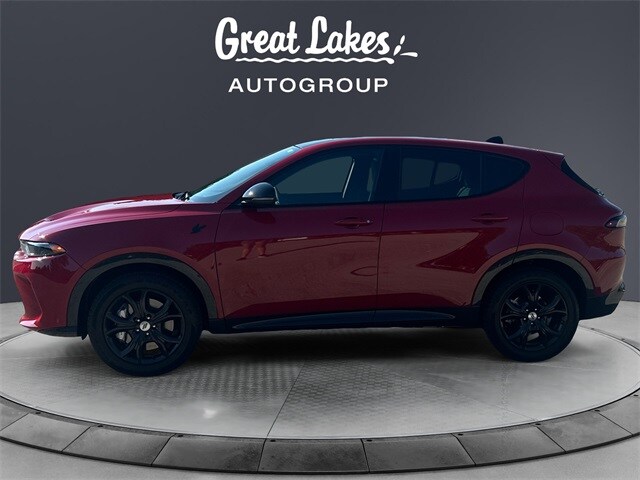 2024 Dodge Hornet R/T Plus photo 2