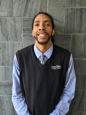 Staff member Maurice Stevenson from ID_28a1f5598194