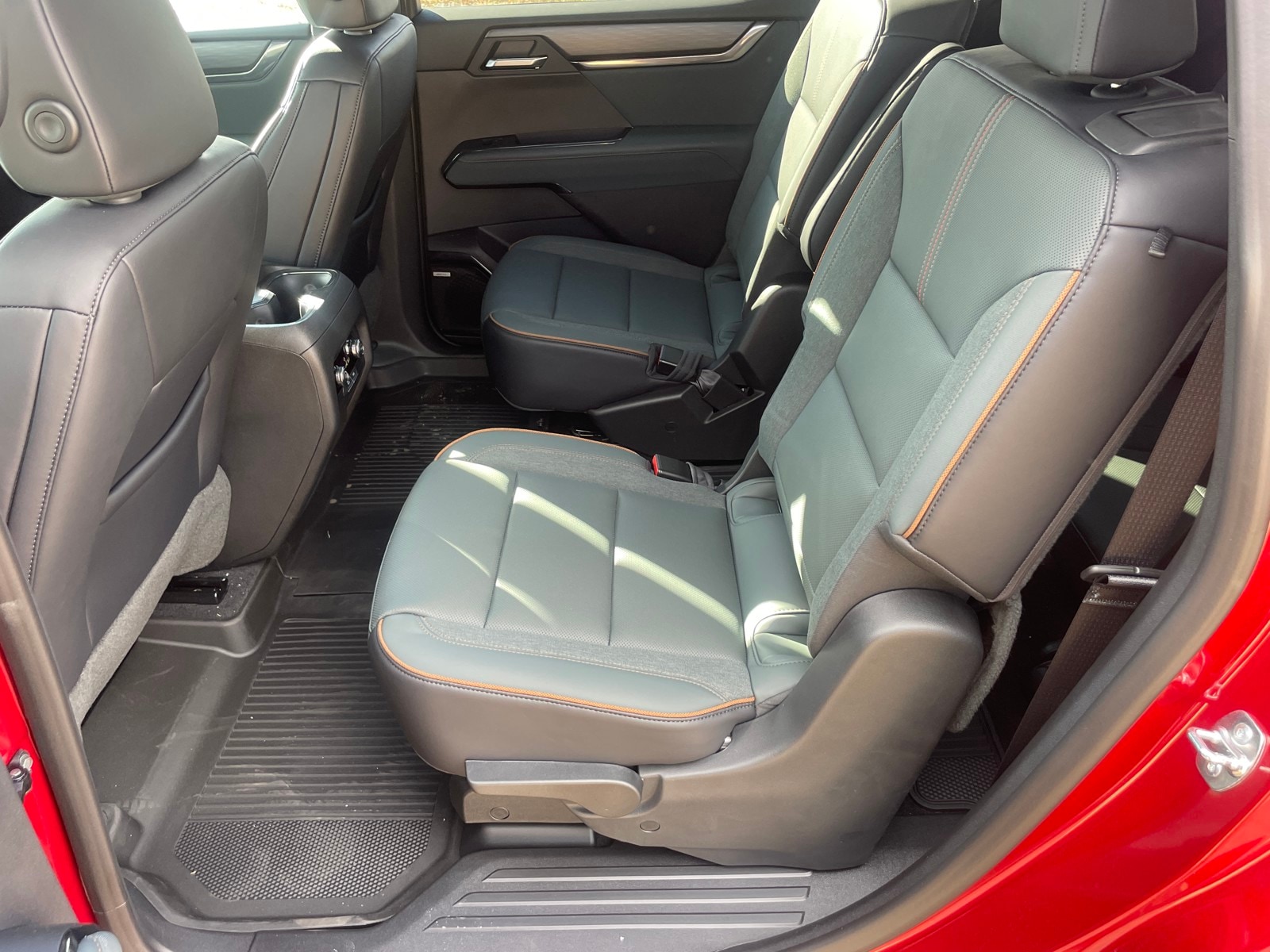 2026 GMC Acadia AT4 - Photo 11