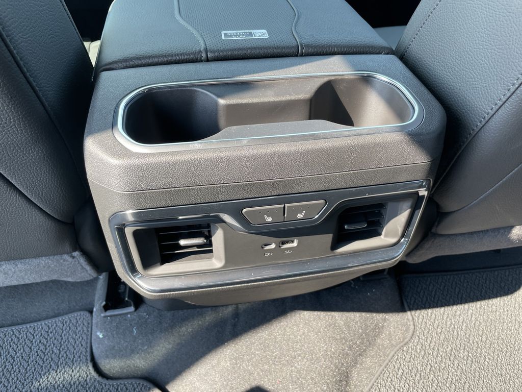 2026 GMC Sierra 1500 Denali - Photo 14