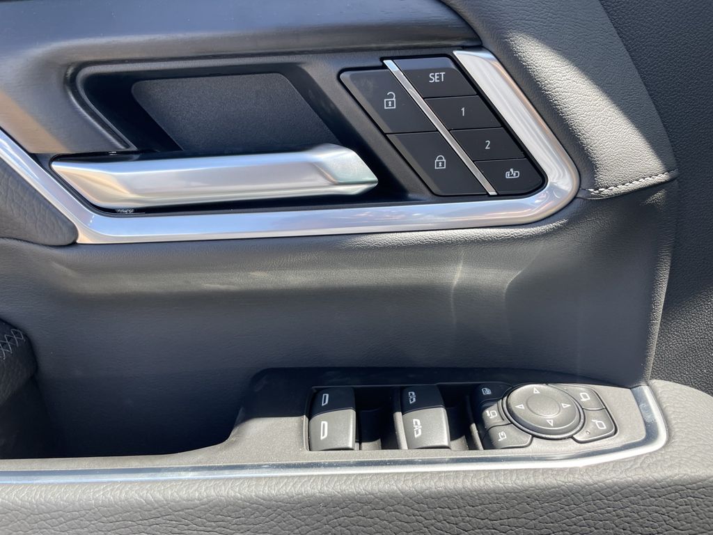 2026 GMC Sierra 2500HD Denali - Photo 17