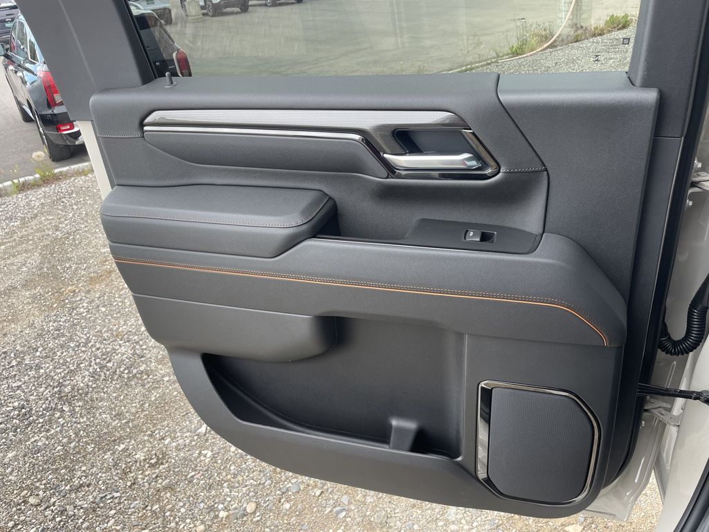 2026 GMC Sierra 2500HD AT4 - Photo 14