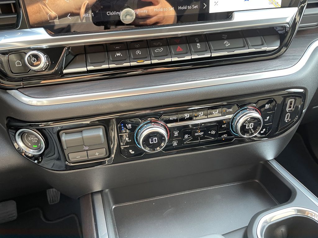 2026 GMC Sierra 1500 SLT - Photo 23