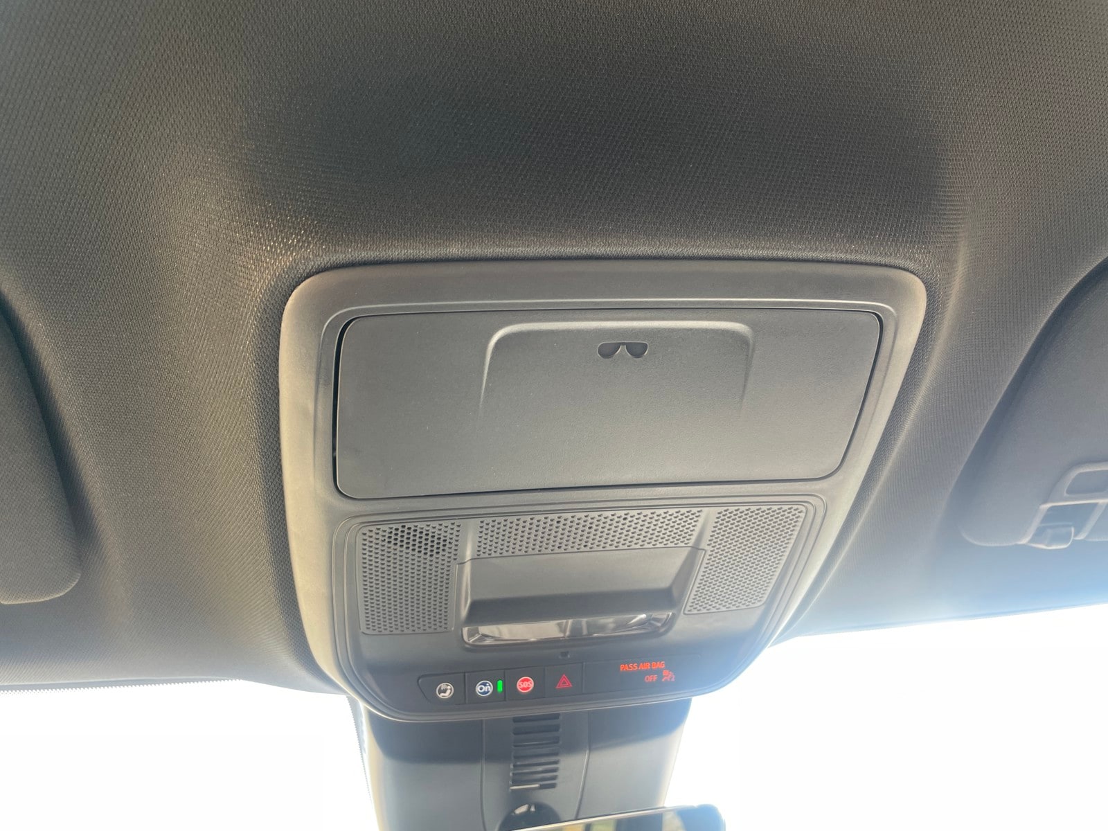 2026 GMC Acadia AT4 - Photo 25