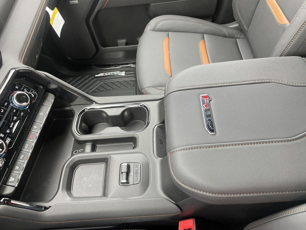 2026 GMC Sierra 2500HD AT4 - Photo 23