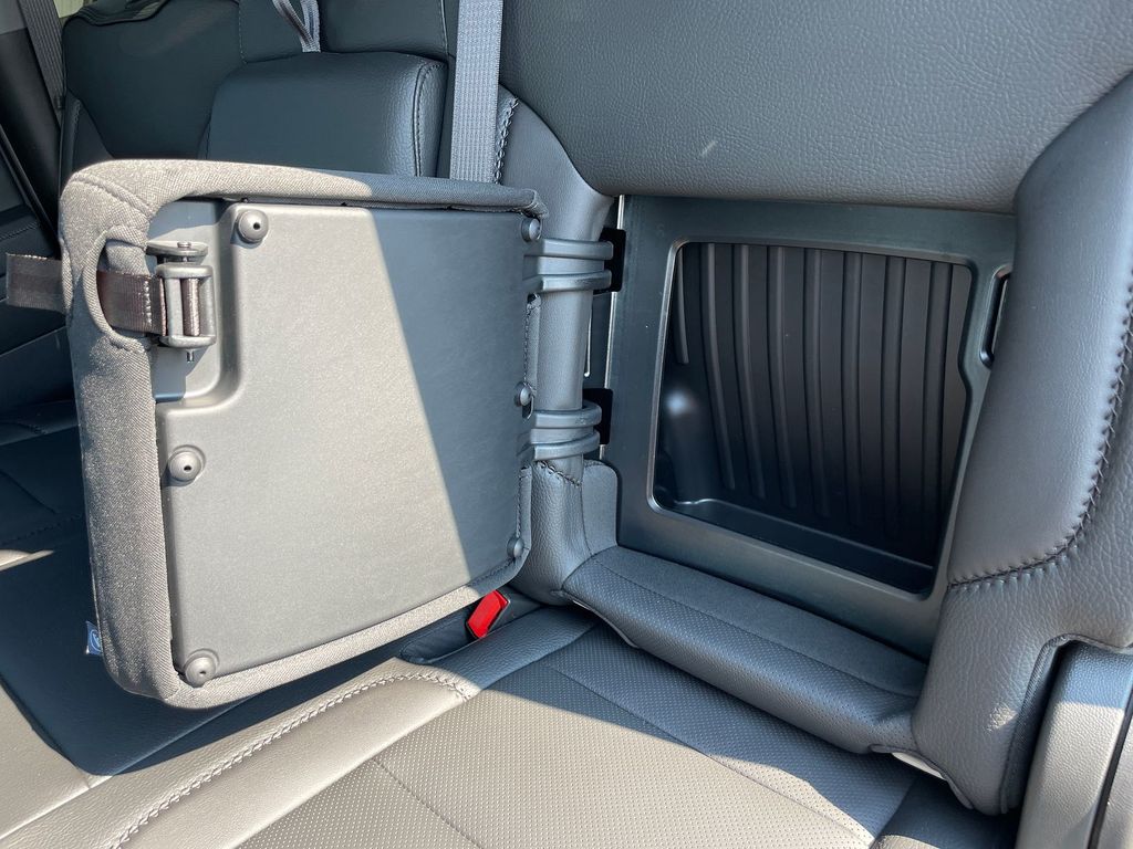 2026 GMC Sierra 1500 Denali - Photo 10