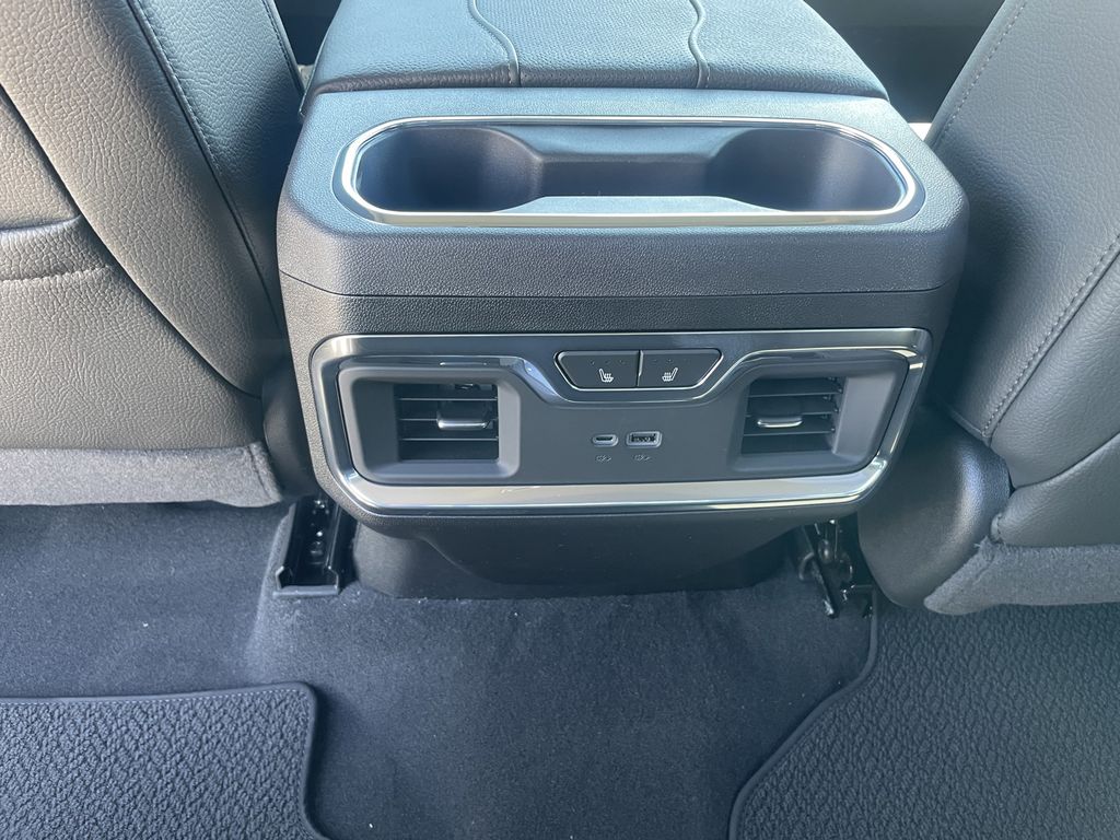 2026 GMC Sierra 2500HD Denali - Photo 14