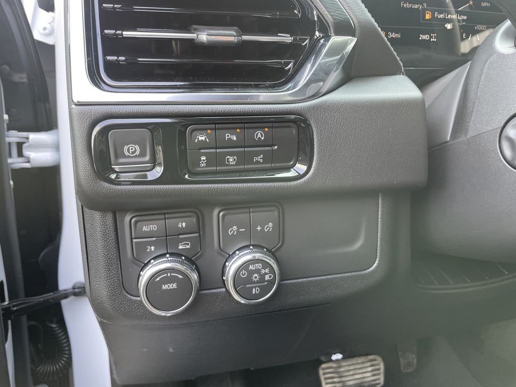 2026 GMC Yukon XL Denali - Photo 20